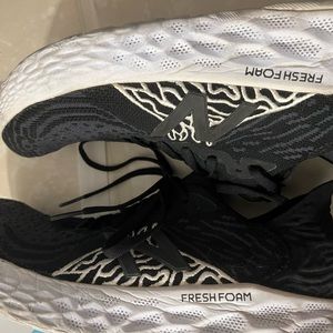 New balance fresh foam running sneakers women
